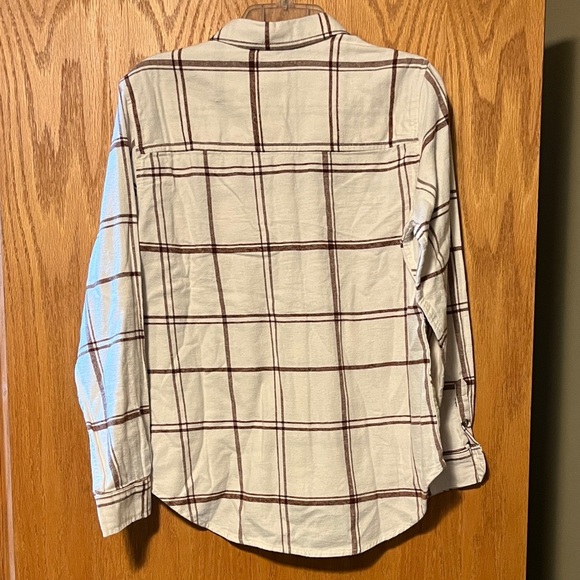 Universal Thread Women's Button-Down Shirt in Cream and Brown Plaid - Picture 8 of 8